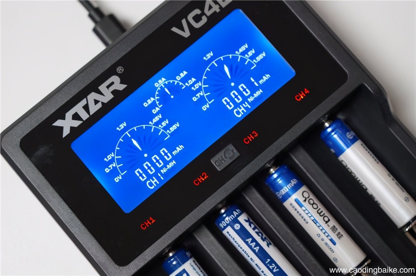 电瓶充电器品牌 万能充电器怎么使用