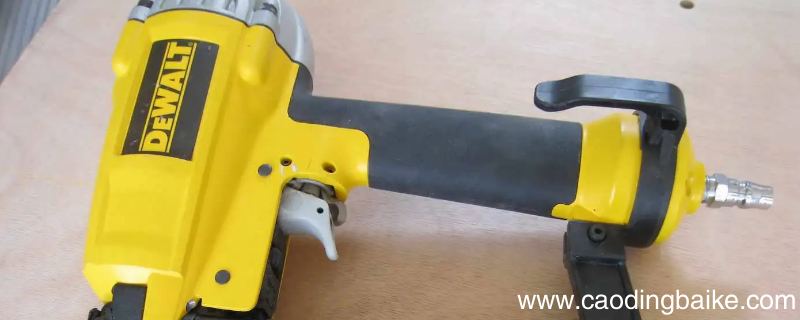 直钉枪和钢钉枪区别