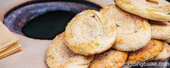 一个普通烧饼的热量