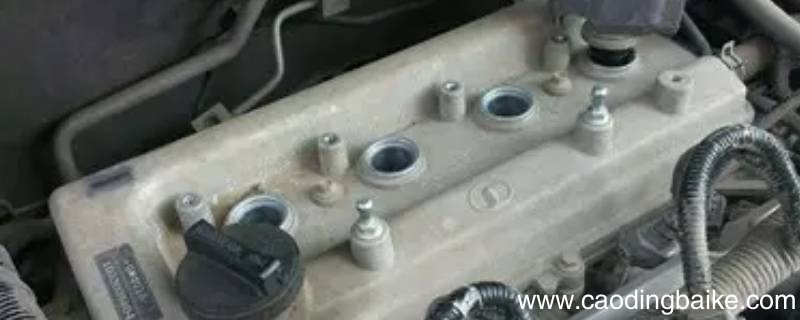 长城c30火花塞在哪个位置