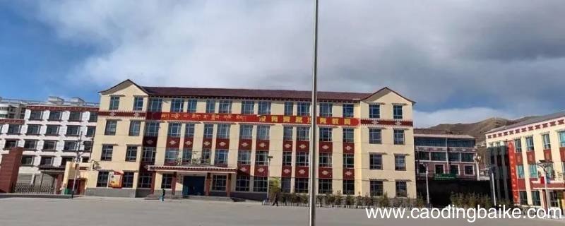 西宁果洛中学海拔