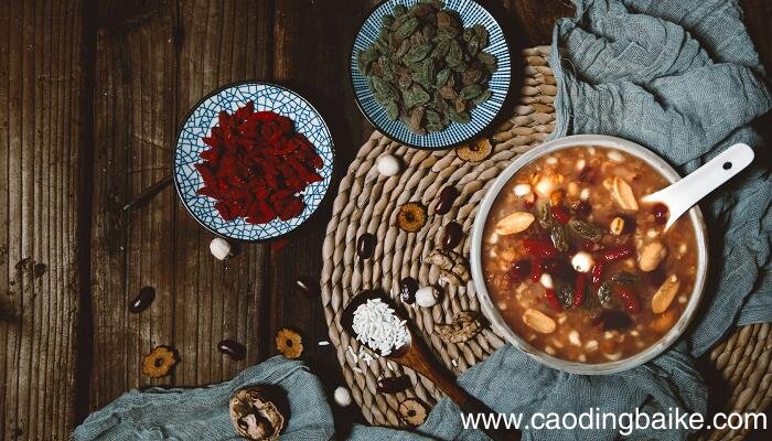 腊八粥课文作者是谁 腊八粥课文作者简介