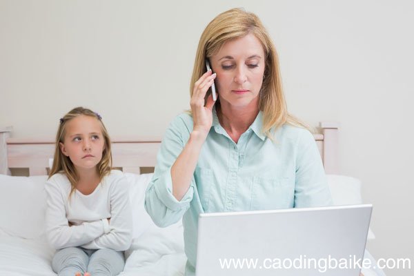 冷战可以教育孩子吗 孩子不听话可以冷战吗