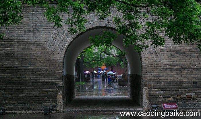 清明古诗翻译 清明这首古诗的翻译