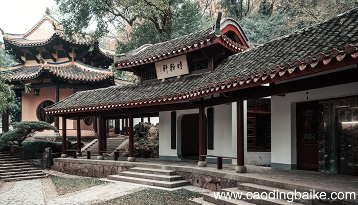 饮马溪边的意思 饮马溪边的意思是什么