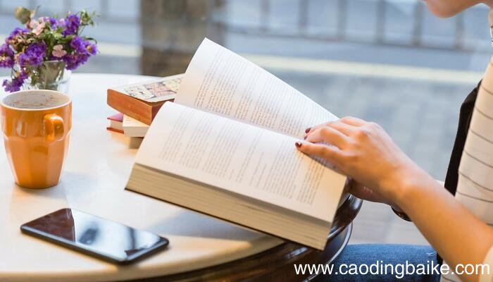 童年主要内容 《童年》的主要内容是什么