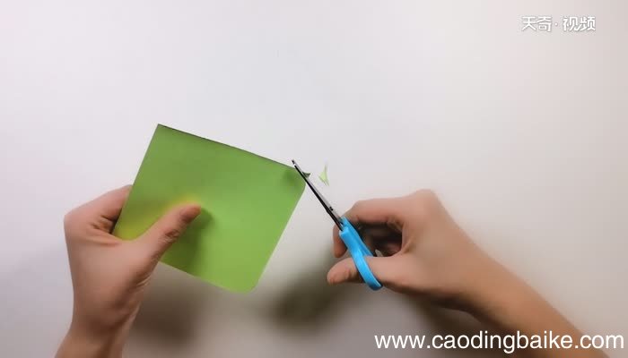 可爱的小熊小兔生日贺卡怎么做