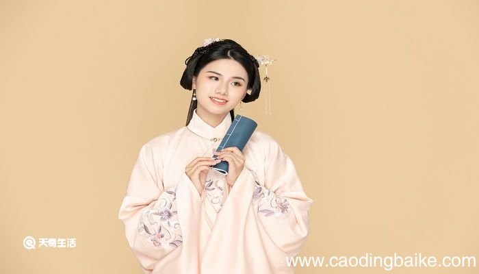 起之不食以俟者 恐其自食其言也的意思 恐其自食其言也的意思