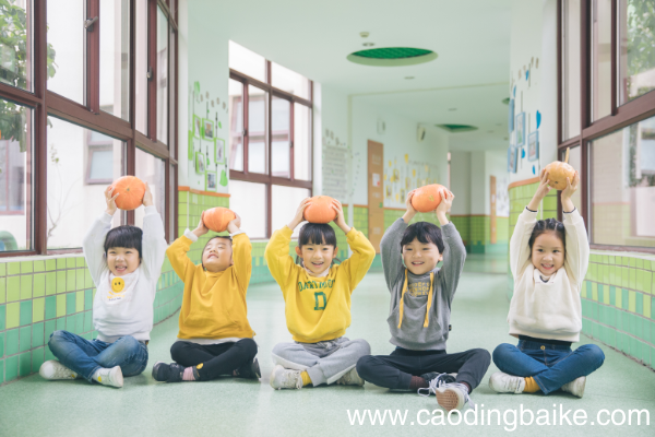 如何告诉孩子性别教育 家长如何对孩子进行性别教育