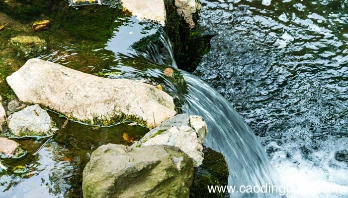 山涧溪水诗词佳句 描写山涧溪水诗词佳句