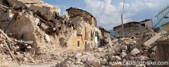 地震躲在哪里安全 地震时躲在哪儿最安全