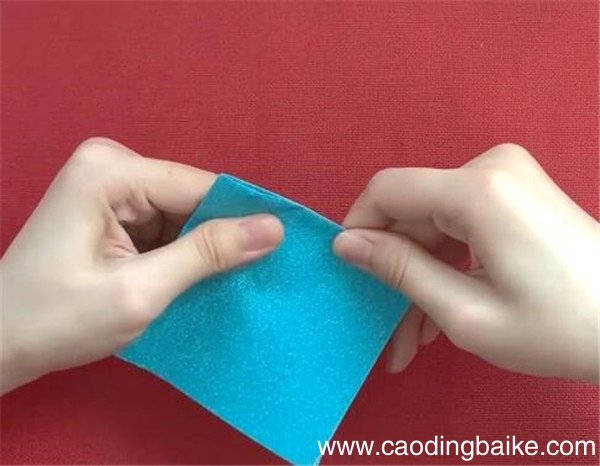 纸盒子的折法 纸盒子怎么折