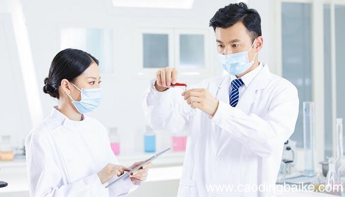 甲酸和新制氢氧化铜反应方程式，甲酸和新制氢氧化铜反应方程式是什么