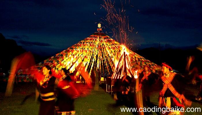 藏戏这篇课文以什么为序 藏戏课文是按什么顺序写的