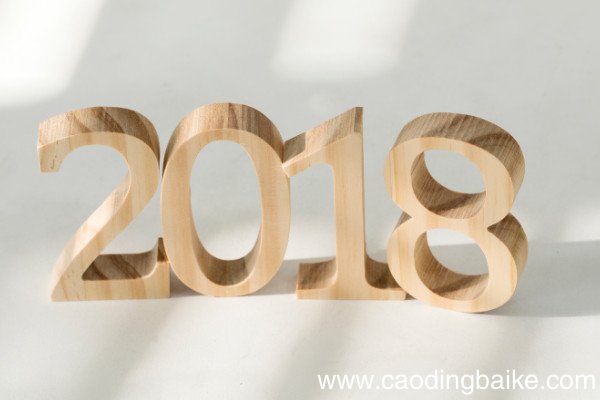 与2008年相邻的两个闰年是怎么判定平年和闰年