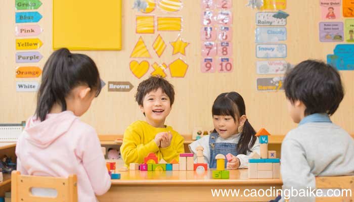 幼儿园意外伤害事故的预防和处理 幼儿园意外伤害事故的预防和处理有