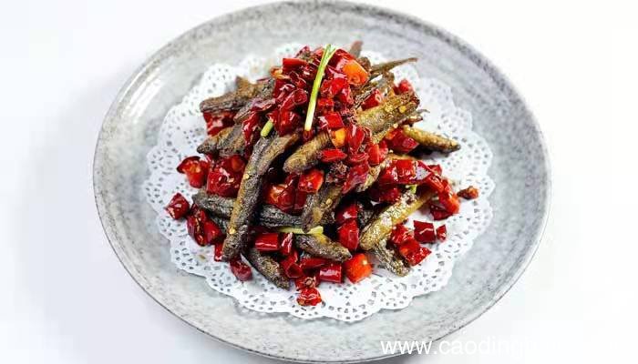 四种材料的餐具的特点答案 研究四种不同餐具的特点