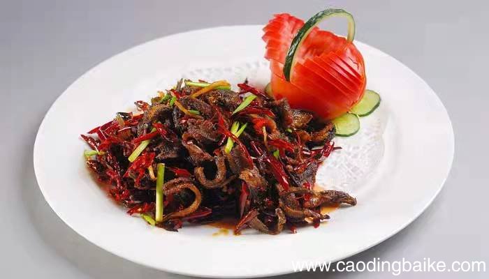 四种材料的餐具的特点答案 研究四种不同餐具的特点