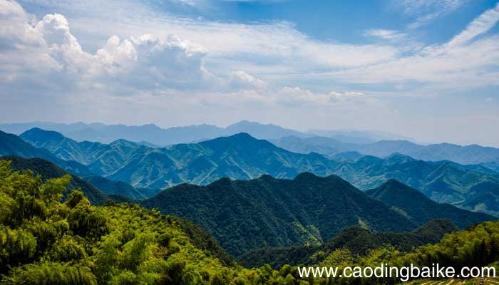 山赶着山 山山漫漫结成关什么意思 山赶着山 山山漫漫结成关怎么解释