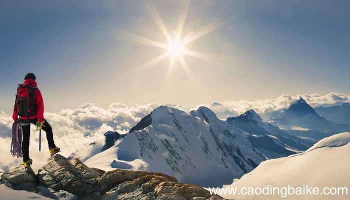 艾青诗选光的赞歌赏析 艾青诗选光的赞歌赏析批注