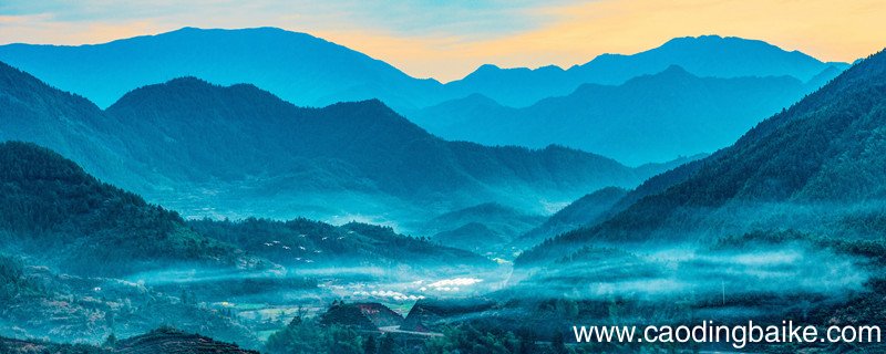 五岭逶迤腾细浪的五岭是哪五岭五岭逶迤腾细浪中的五岭是什么