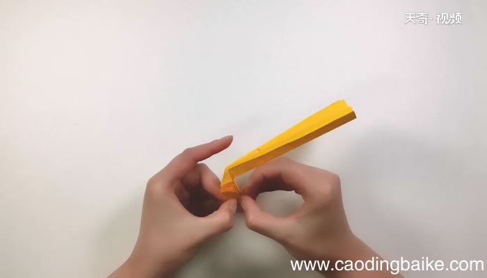 字母C的折法 字母C怎么折