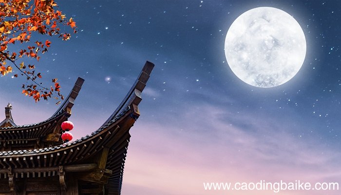 夜色阑珊的下半句 夜色阑珊的下半句是什么