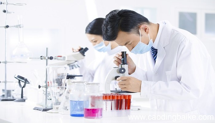 显微镜是凸透镜还是凹透镜 显微镜的镜片是什么样的