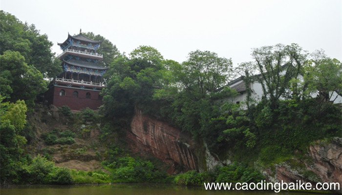 赤壁之战的主人公是谁 赤壁之战的主人翁