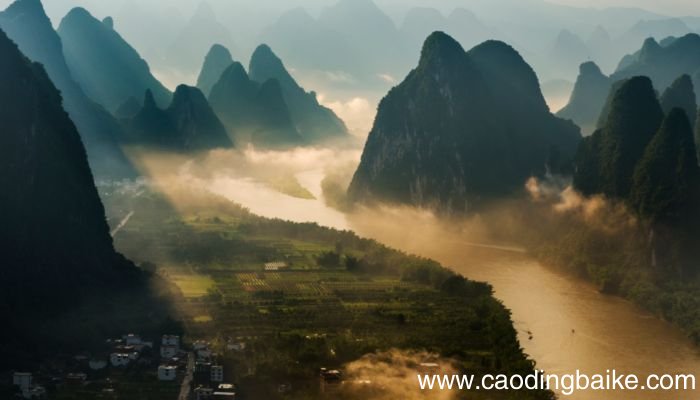 早发剡中石城寺的赏析早发剡中石城寺的赏析是怎样的