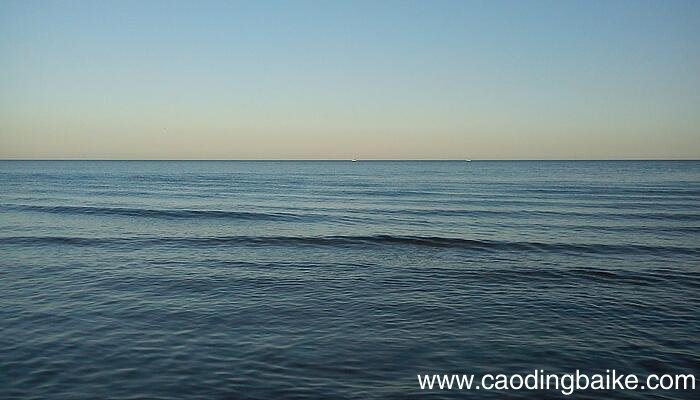 海滨小城中心句 海滨小城中心句是哪句