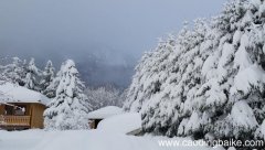 严寒酷暑是描写什么季节的，严寒酷暑是描写哪个季节的