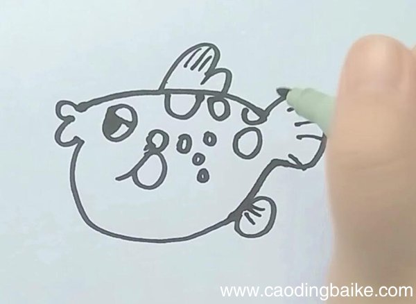 胖胖鱼简笔画