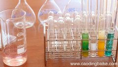 二价铁和铁氰化钾反应方程式二价铁和铁氰化钾反应的方程式是