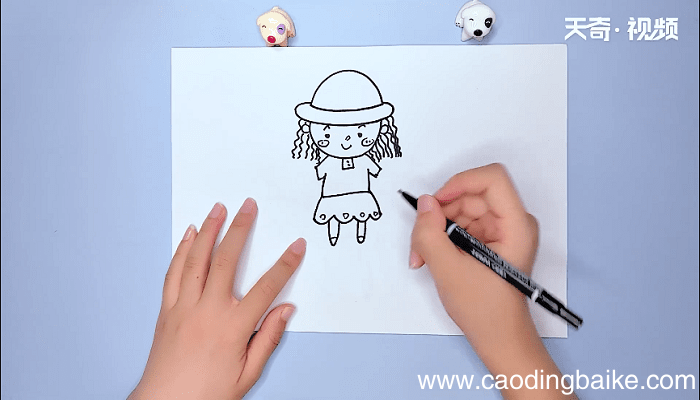 漂亮女孩简笔画 漂亮女孩简笔画画报