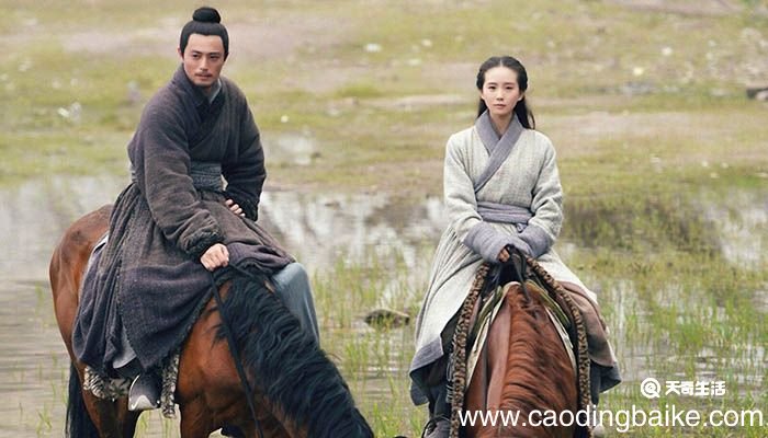 明妃传女医允贤喜欢谁