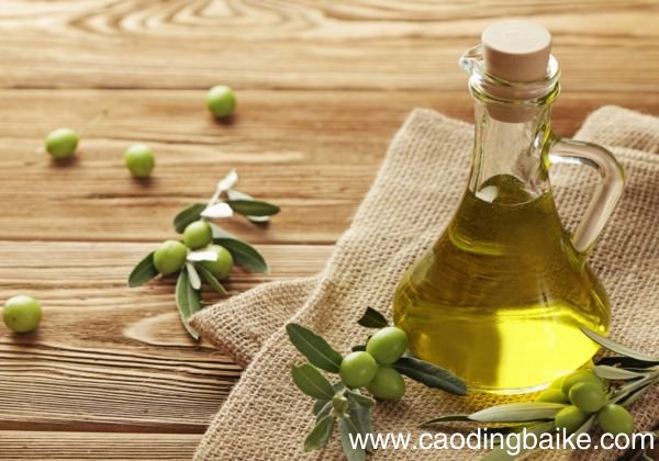 女性泡澡放什么好 泡澡放什么对身体好