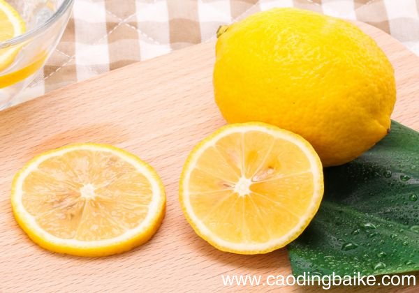 女性泡澡放什么好 泡澡放什么对身体好