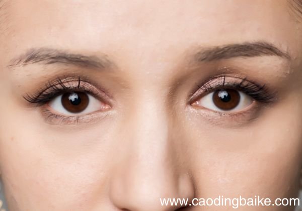 冷皮适合什么颜色口红 冷皮的辨别方法