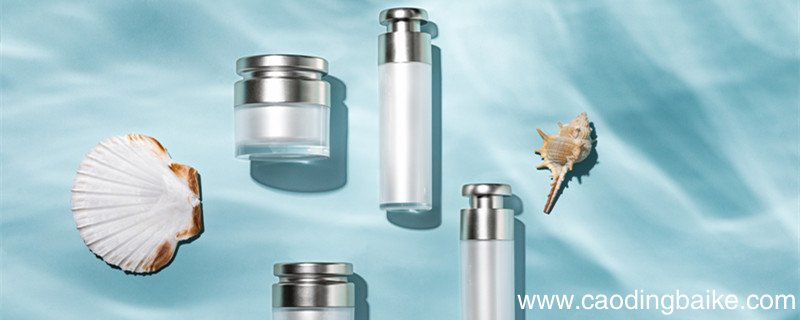 先用肌底液还是爽肤水 一般是先用肌底液还是爽肤水