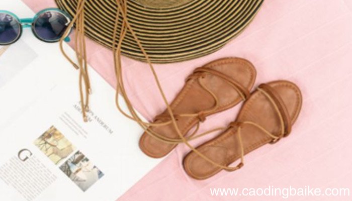 夏天买凉鞋要大一码吗夏天买凉鞋要不要买大一码