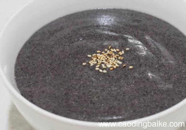 白头发越来越多是什么原因 白头发越来越多怎么办