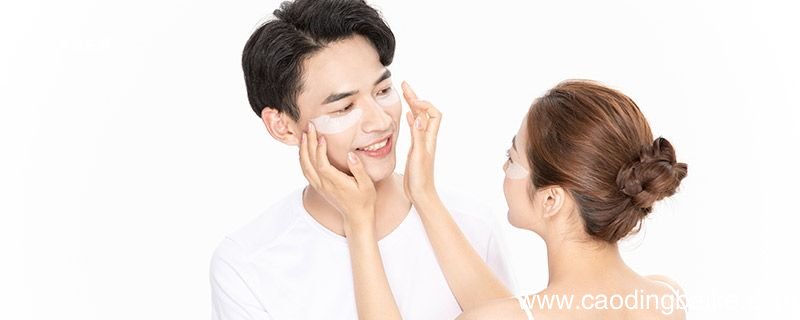 眼袋贴怎么贴是正确的 怎么贴眼袋贴才正确