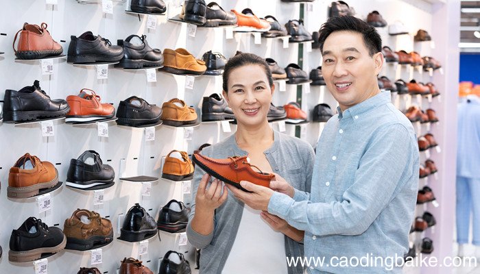 皮鞋穿什么袜子 皮鞋应该穿什么袜子