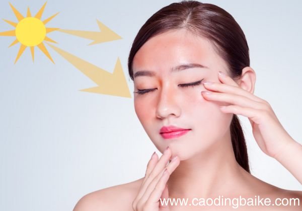 鼻子黑头多的原因 为什么鼻子上有黑头