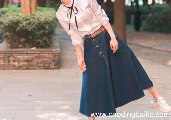 半裙搭配小诀窍 半裙怎么搭好看