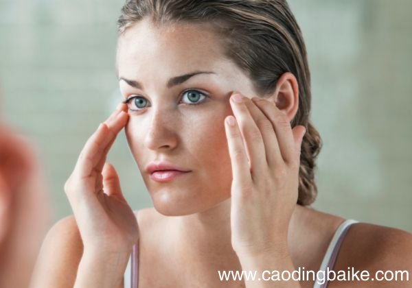 黑眼圈的治疗方法 如何消除黑眼圈