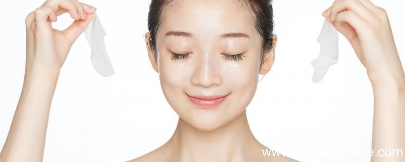 眼膜和水乳的使用顺序