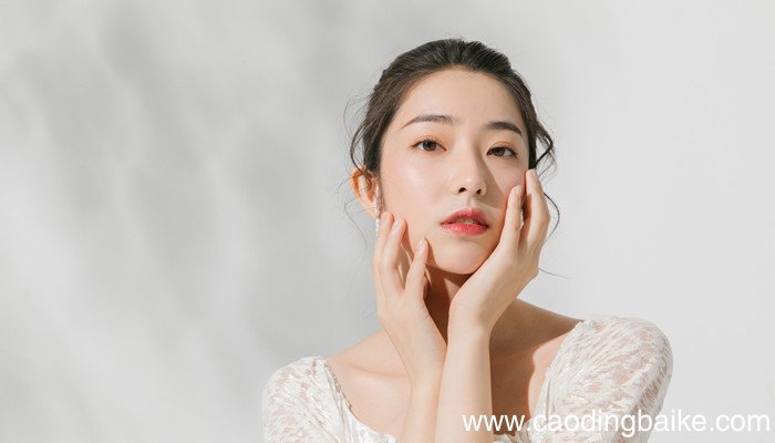 妆前乳和防晒霜的顺序妆前乳和防晒霜的正确顺序是什么