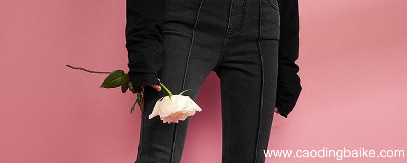 紧身裤的搭配方法 紧身裤怎么配上衣